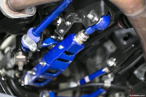 Rear Lower Control Arm - Image 3