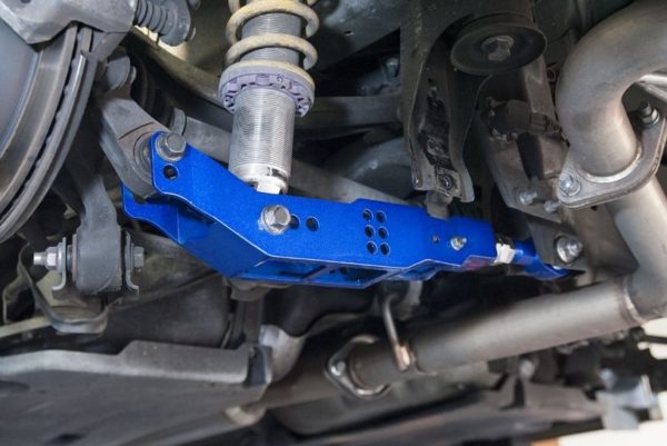 Rear Lower Control Arm - Image 2