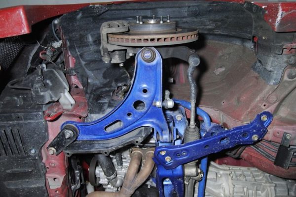 Front Lower Control Arm + Roll Center Adjuster - Image 3