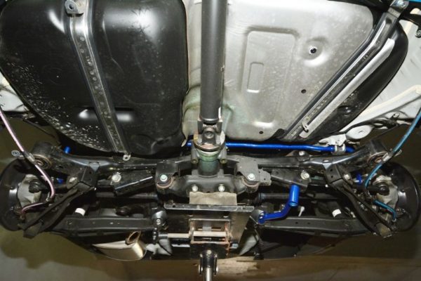 Rear Sway Bar - Image 5