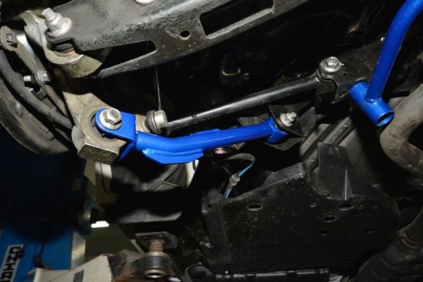 Rear Traction Arm - Image 4