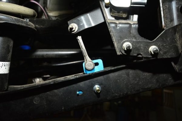 Rear Side Headlight Leveling Bracket - Image 2